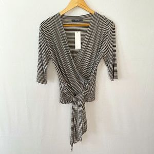 COIN 1804 Women's Medium Jersey Knit Faux Wrap Elbow Sleeve Black White Tan Top